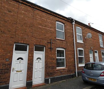 2 bedroom terraced house to rent - Photo 4