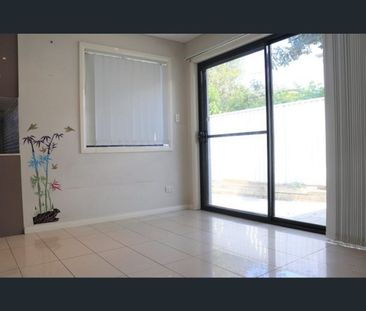 49B Stapleton Street, Wentworthville, NSW 2145 - Photo 4