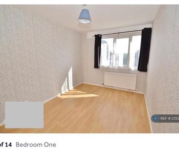 3 bedroom maisonette to rent - Photo 4