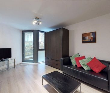 Highfield Road, Feltham, TW13 - Photo 1