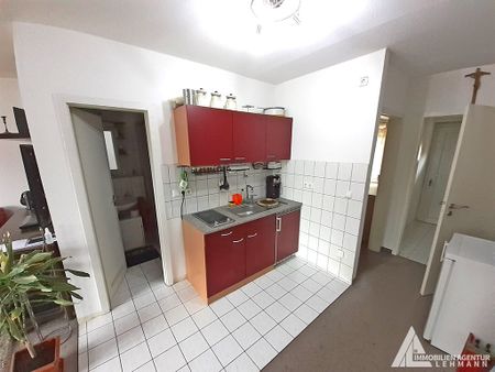 Freundliche 2-Raum-Wohnung mit Balkon & Stellplatz | 365 € Warmmiete | ca. 45m² | Delitz am Berge - Photo 2