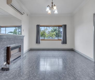 56 Kinsale Street, Reservoir VIC 3073 - Photo 2