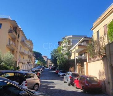 Monteverde Vecchio-Terrace: Furnished 2 Bedroom, 2 Bath, spacious k... - Photo 3