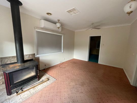 Country Living - Photo 1