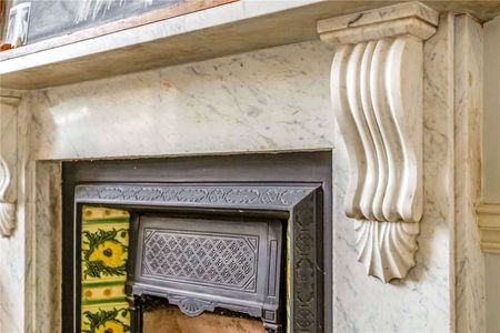 A stunning Grade I listed 2 bed maisonette on the popular Great Pulteney Street in the centre of the beautiful city of Bath. - Photo 4