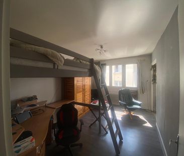 Location Appartement 1 pièce 27m² CLERMONT FERRAND 63000 - Photo 2