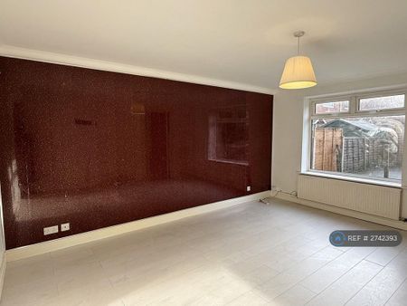 3 bedroom terraced house to rent - Photo 2