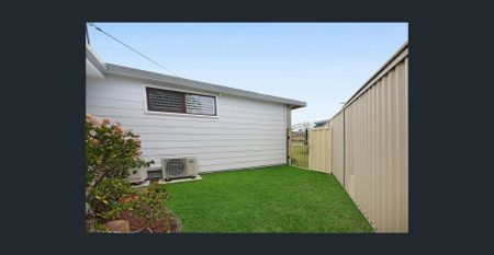 Fully Updated Low Maintenance Duplex - Photo 3