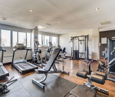 2125 Saint-Marc Street, Montréal, QC - Photo 1