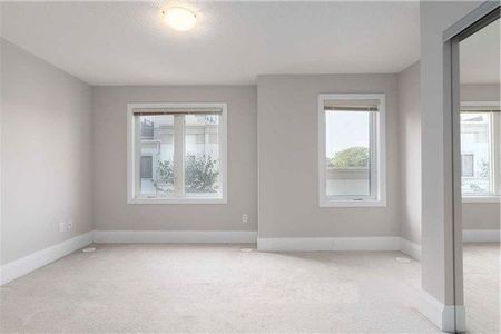 For Lease - 5 Oakburn Crescent Unit# 5, Toronto, Ontario - Photo 2