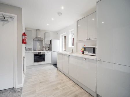 Blenheim Drive, Filton - Photo 2