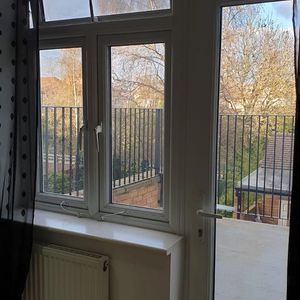 1 bedroom semi-detached house to rent - Photo 2