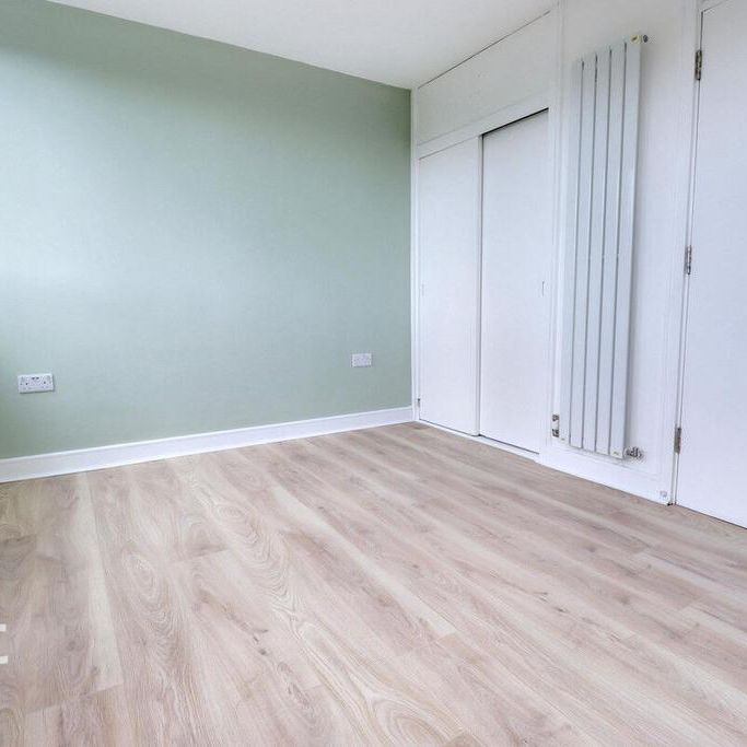 3 bedroom apartment to rent - Photo 1