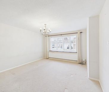 Fieldfare, Abbeydale, Gloucester - Photo 1