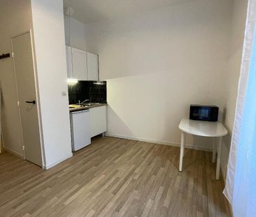 Location Appartement 1 pièce 19m² CLERMONT FERRAND 63000 - Photo 2