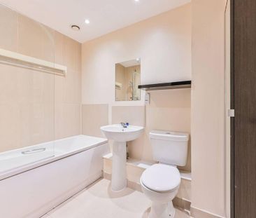 1 bedroom flat to rent - Photo 6