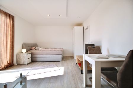 1 Zimmer in Düsseldorf - Photo 2