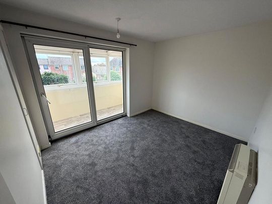 2 bedroom end of terrace house to rent - Photo 1