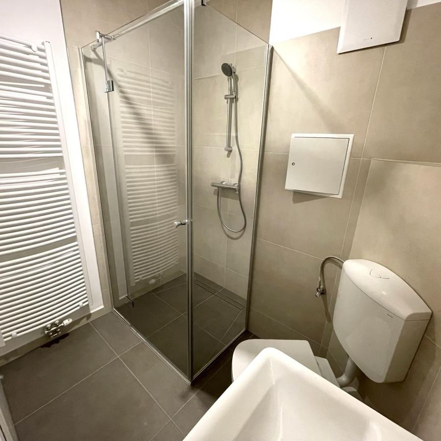 Generalsanierte Neubauwohnung! Ruhiges, hofseitiges Schlafzimmer! - Foto 1