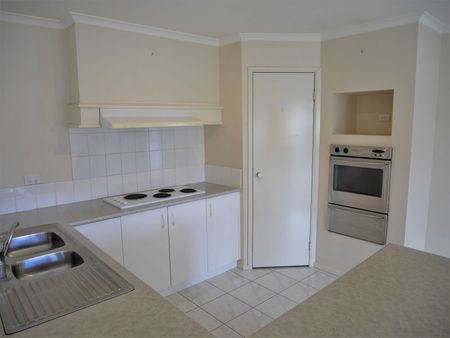 Room for the whole family - Photo 2