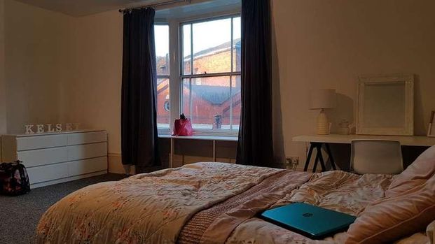 Bills Inclusive - Monks Road - Bed, LN2 - Photo 1