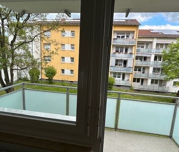 Einladende 3-Zimmer Wohnung mit Balkon! - OHNE Stellplatz - Foto 3