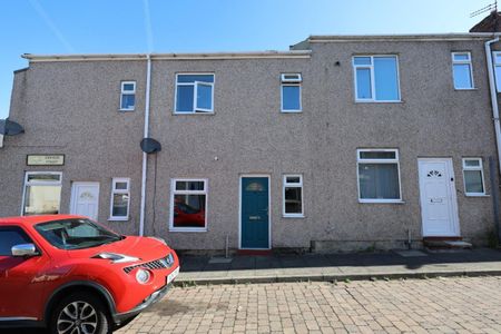 3 bedroom House To Let - Photo 4