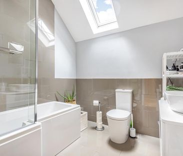 2 bedroom flat to rent - Photo 6