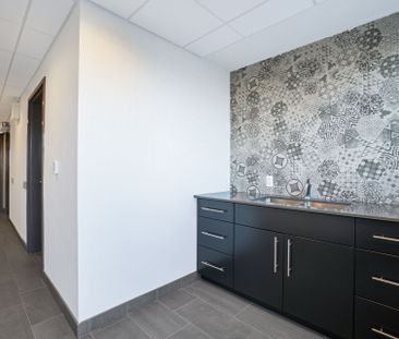 For Lease - 255 Northfield Drive Unit# 407, Waterloo, Ontario - Photo 1