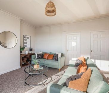 2 bedroom property to rent - Photo 2