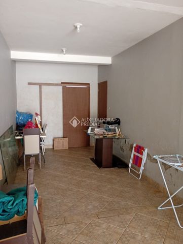 Casa com 3 quartos e 220m² para alugar em Harmonia, Canoas. - Foto 5