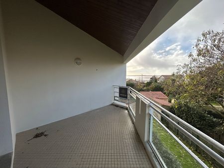 Location Appartement 3 pièces 74m² - Photo 5