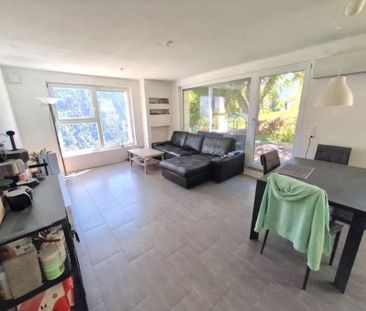 3.5-Zimmer-Wohnung mit Garten & zusätzlichem Raum in Malix - Photo 1