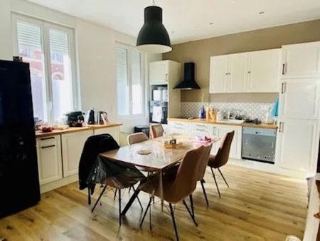 Location Maison de ville 4 pièces 81 m2 à Saint-Quentin - Photo 3