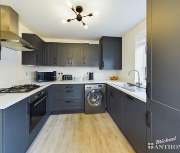 3 bedroom semi-detached house to rent - Photo 6