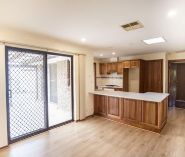 68 Zwerner Drive, Hallett Cove - Photo 5