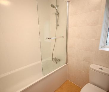 4 bedroom house to rent - Photo 2