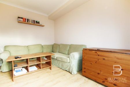 4 bedroom terraced house to rent - Photo 2