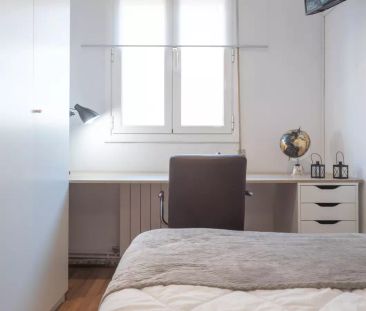 Room in a shared 5-bedroom apartment for rent in Gaztambide, Professionals only. - Photo 5