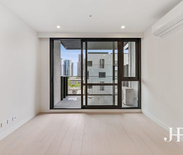 602/2 Bruce Street, Box Hill, Vic 3128 - Photo 2