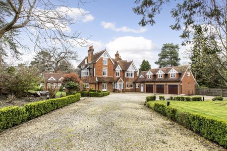7 bedroom detached house to rent - Photo 3