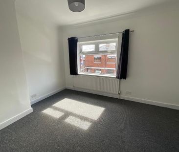 11 Dhu Varren Park, Belfast, BT13 3FH - Photo 4