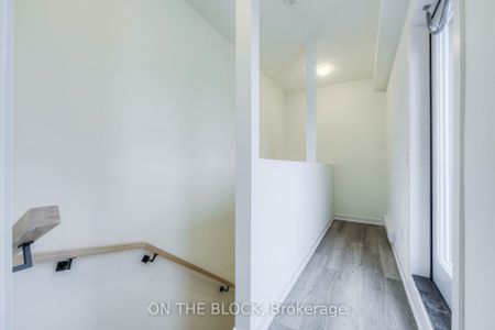 For Lease - 15 David Eyer Road Unit# 1415, Richmond Hill, Ontario - Photo 3