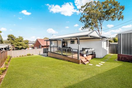 2 Ottawa Street, Toongabbie NSW 2146 - House For Rent | Domain - Photo 4