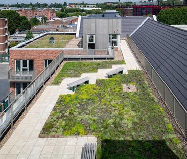 King Street West, Stockport - Photo 6