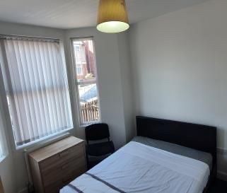 1 bedroom in a house share to rent - Photo 6