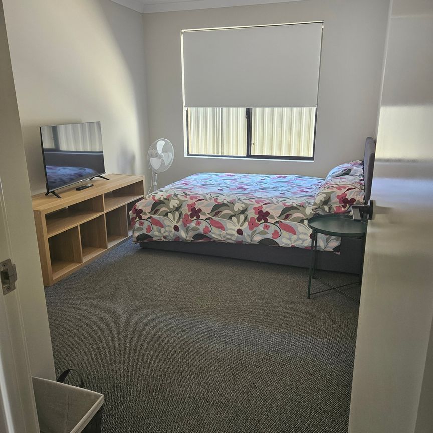 Henley Brook - Photo 1