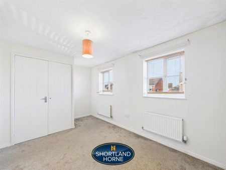 2 bedroom end of terrace house to rent - Photo 4