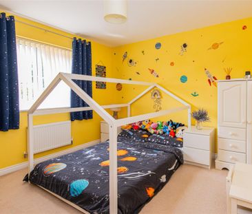 4 bed House To Let - Photo 5