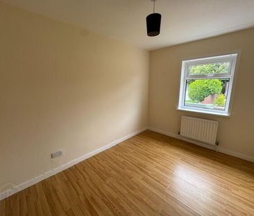 6 Windsor Parade, Whitehead, BT38 9SG - Photo 3